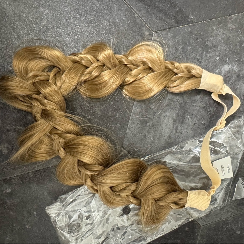 The Nori Gourd Braid Headband by Madison Braids - Picture 4 of 8